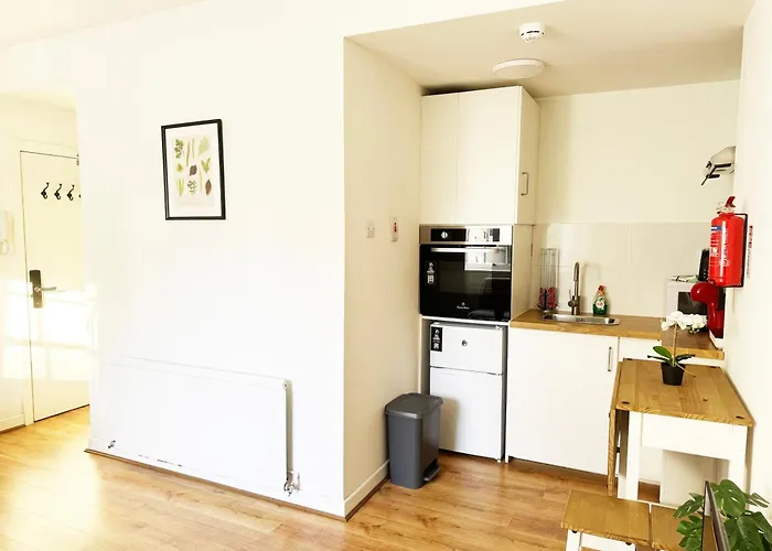 Viridian At 4 Apartament