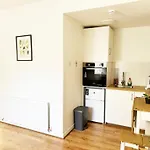 Viridian At 4 Apartament