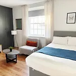 Apartament Viridian At 4 *
