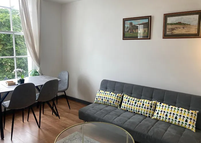 Viridian At 4 Apartment