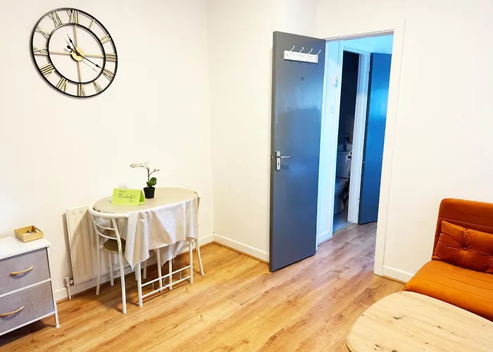 Apartment Viridian At 4 *